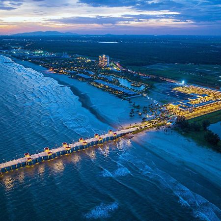 Melia Ho Tram Beach Resort Экстерьер фото Aerial view of the Gulf State Park Pier