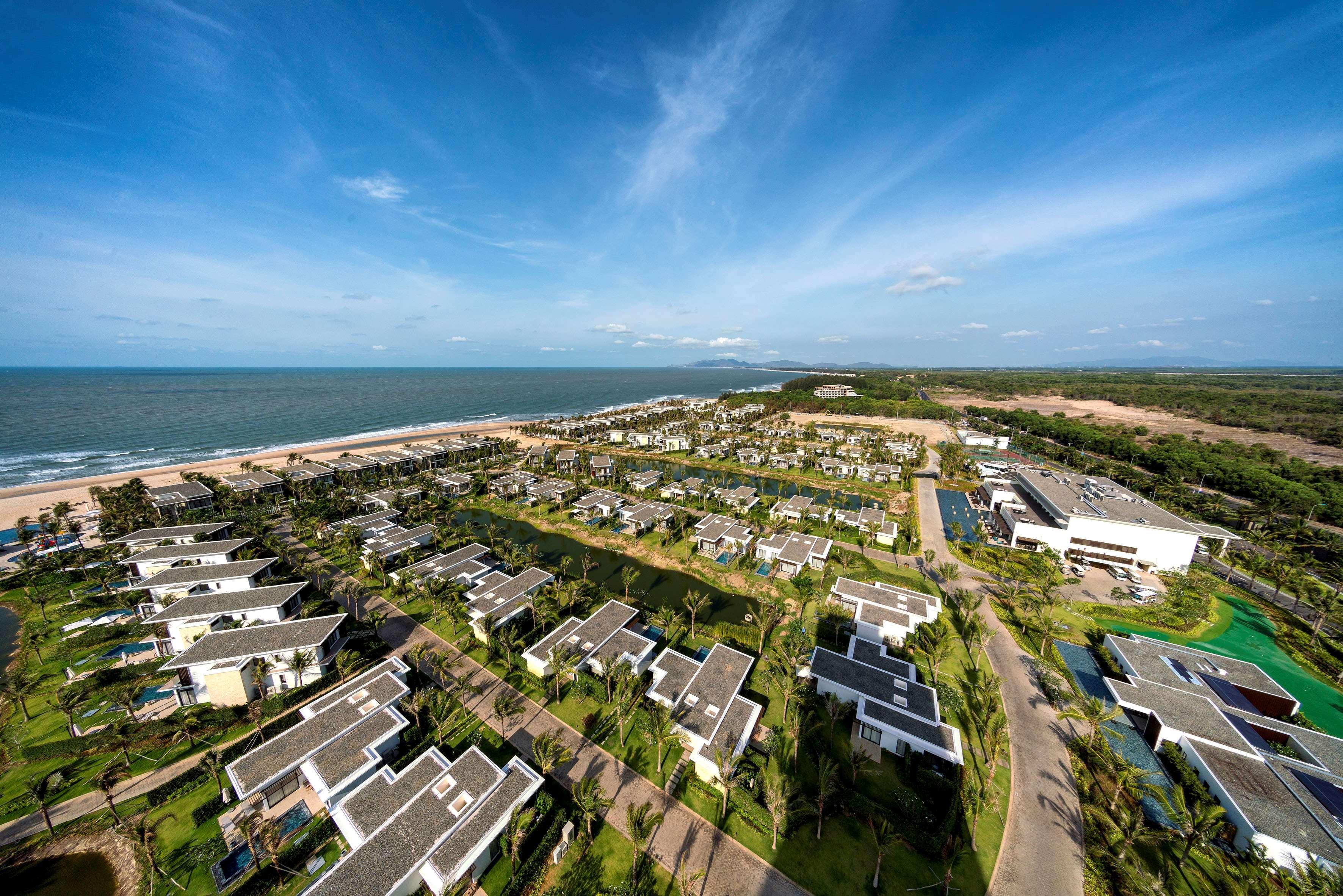 Melia Ho Tram Beach Resort Экстерьер фото Aerial view of the resort