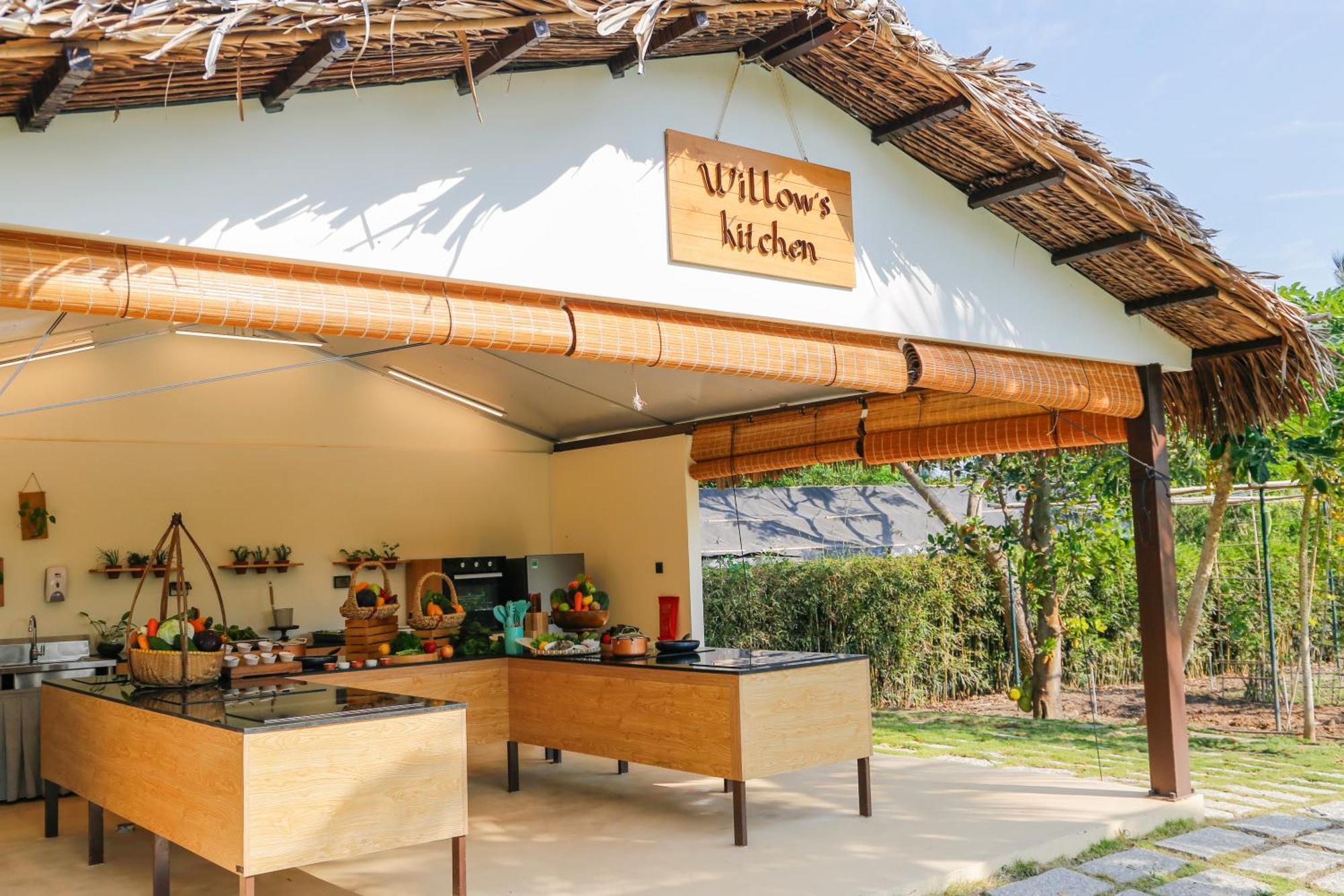 Melia Ho Tram Beach Resort Экстерьер фото The Willow's Kitchen